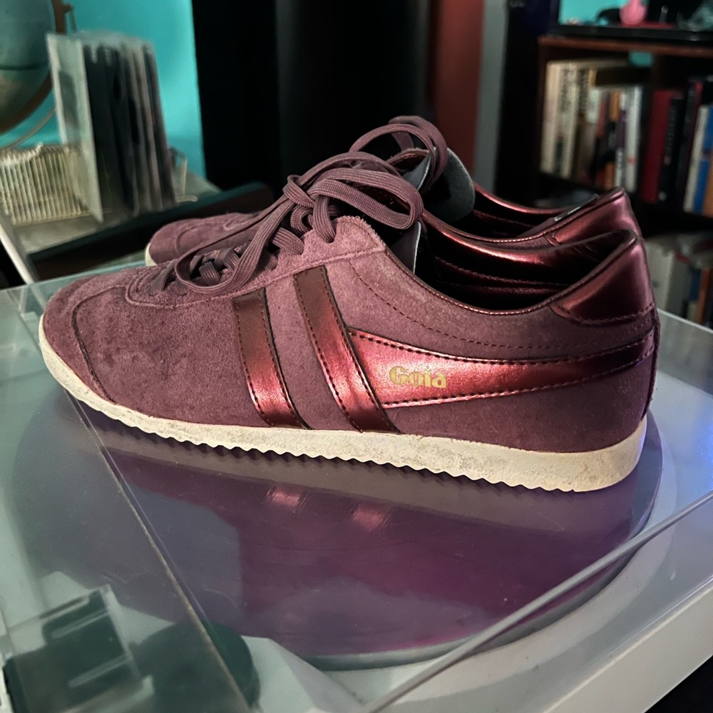Gola sneakers